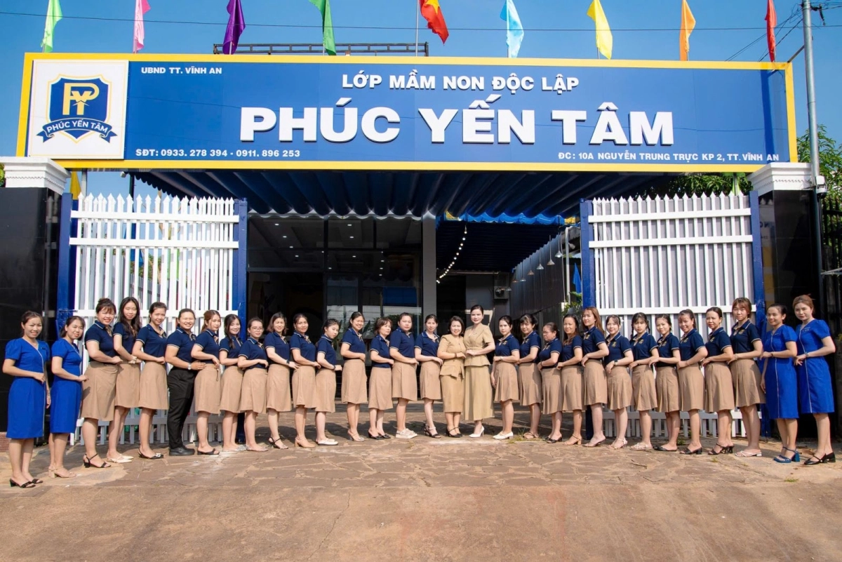 MS LINDA AN CÙNG HỆ TRƯỜNG MẦM NON PHÚC YÊN TÂM