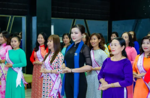 Khóa học áo dài